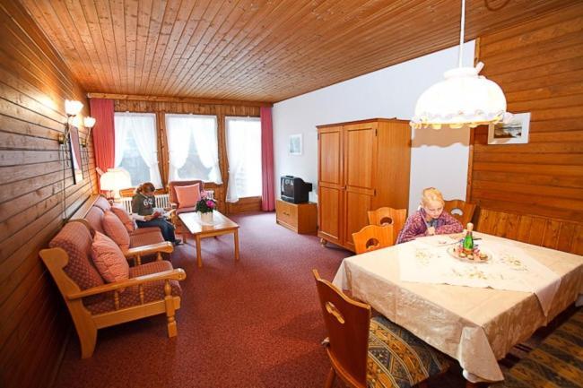 Ferienwohnungen Toni Plenk Inkl. Chiemgaukarte Ruhpolding Zewnętrze zdjęcie